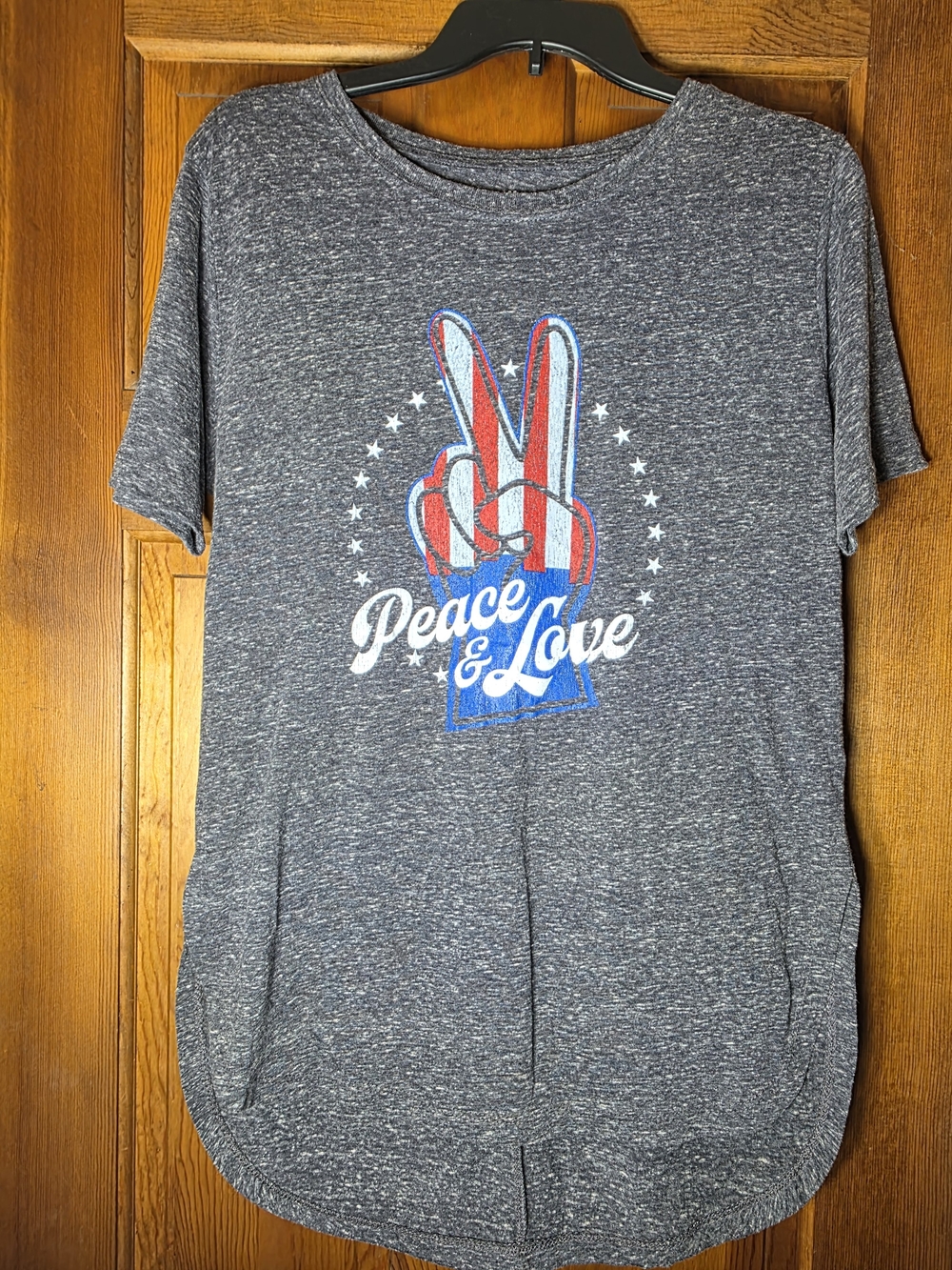 Peace & Love Women's Graphic Tee